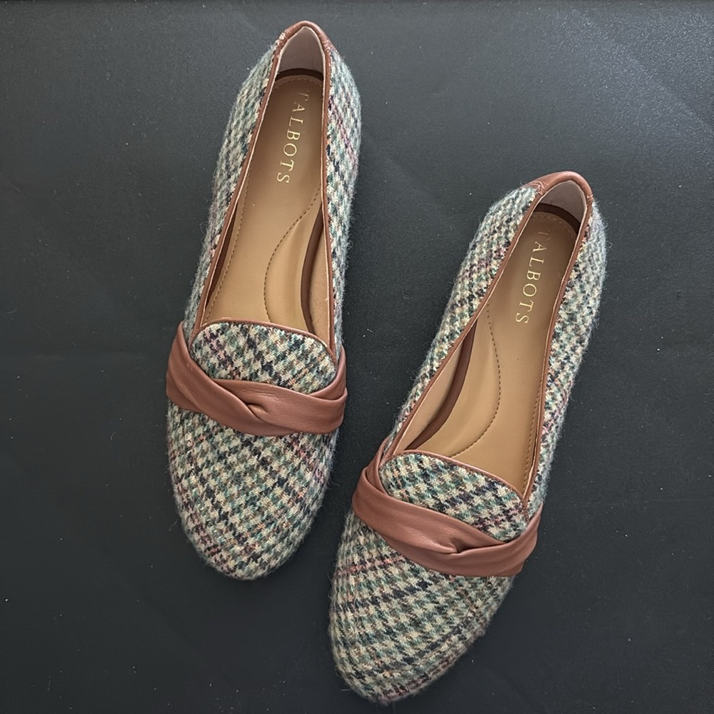 Talbots Pointed Toe Flat - image 1